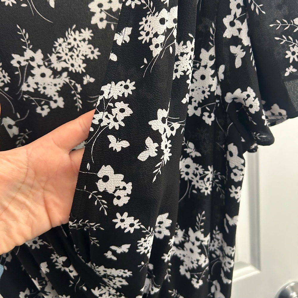 Michael Kors Black and White Floral Dress Sz M - Picture 5 of 6